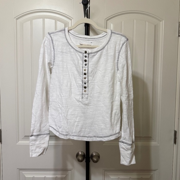Free People We The Free Josie Henley Top  *NWT* - Picture 3 of 4
